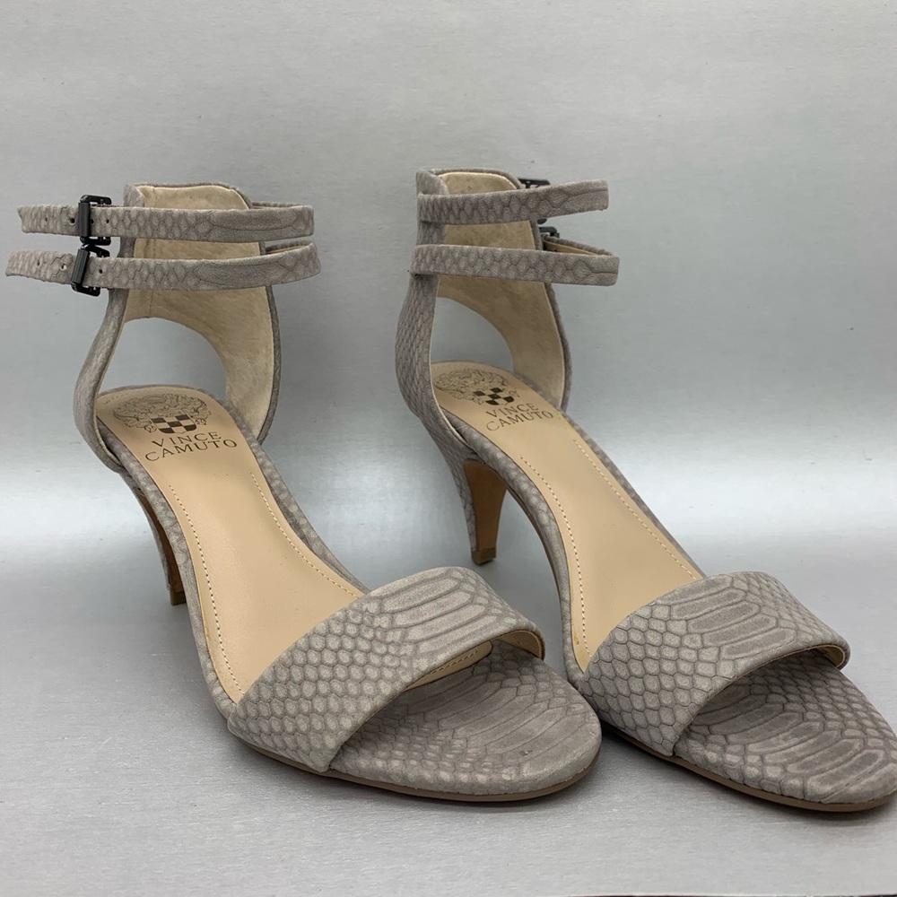 Never worn Vince Camuto grey heels